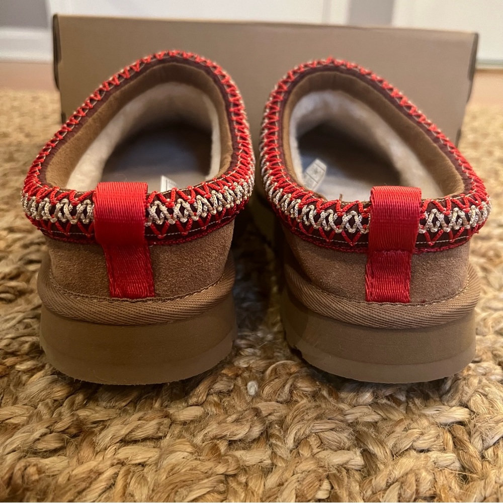 NWT UGG Tazz Slippers Chestnut Size Big Kids Y5/Women’s 7 - Picture 10 of 16